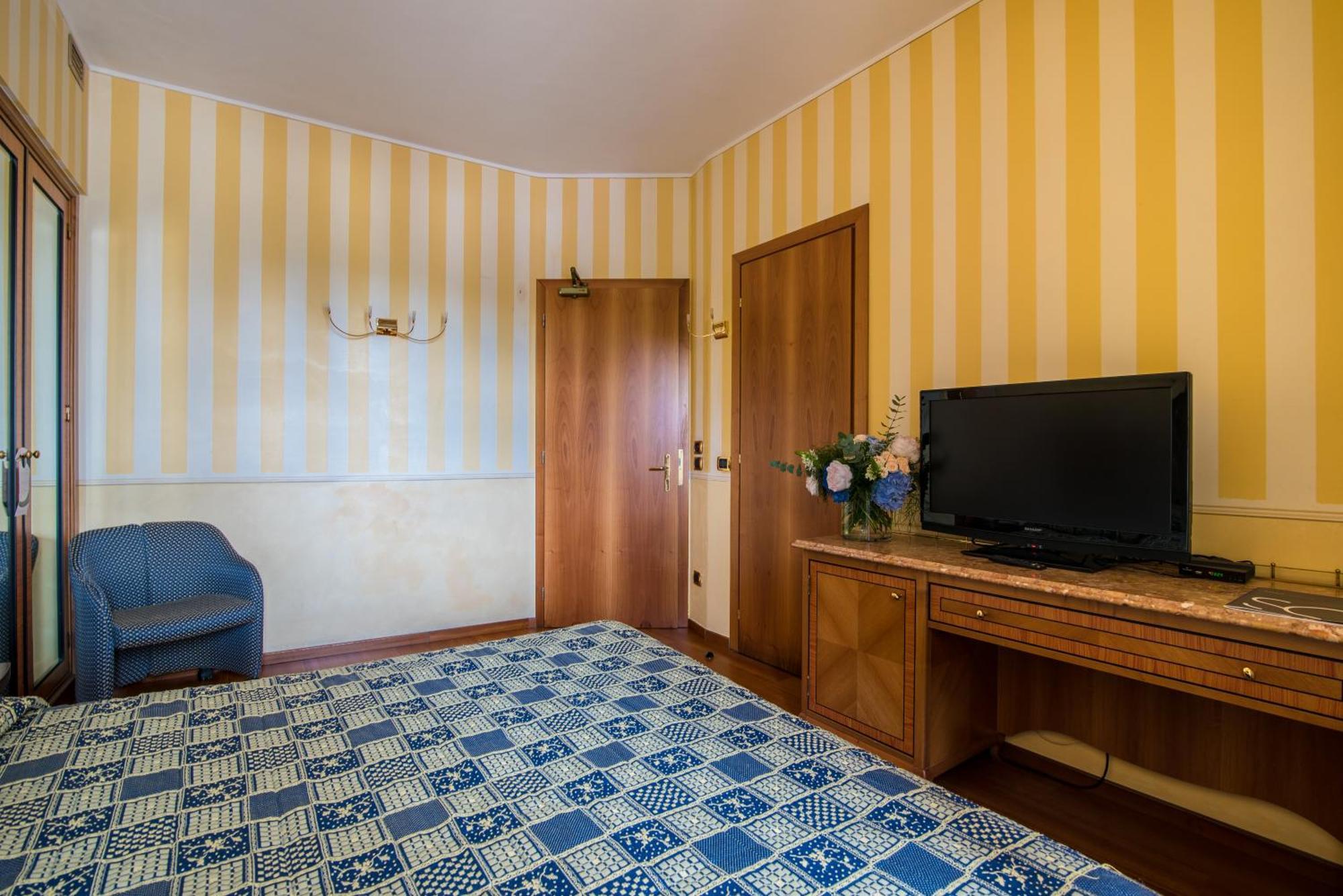 Hotel Porta Del Sole Soiano Del Lago Eksteriør bilde