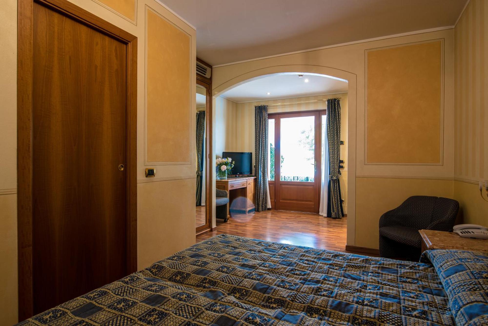 Hotel Porta Del Sole Soiano Del Lago Eksteriør bilde