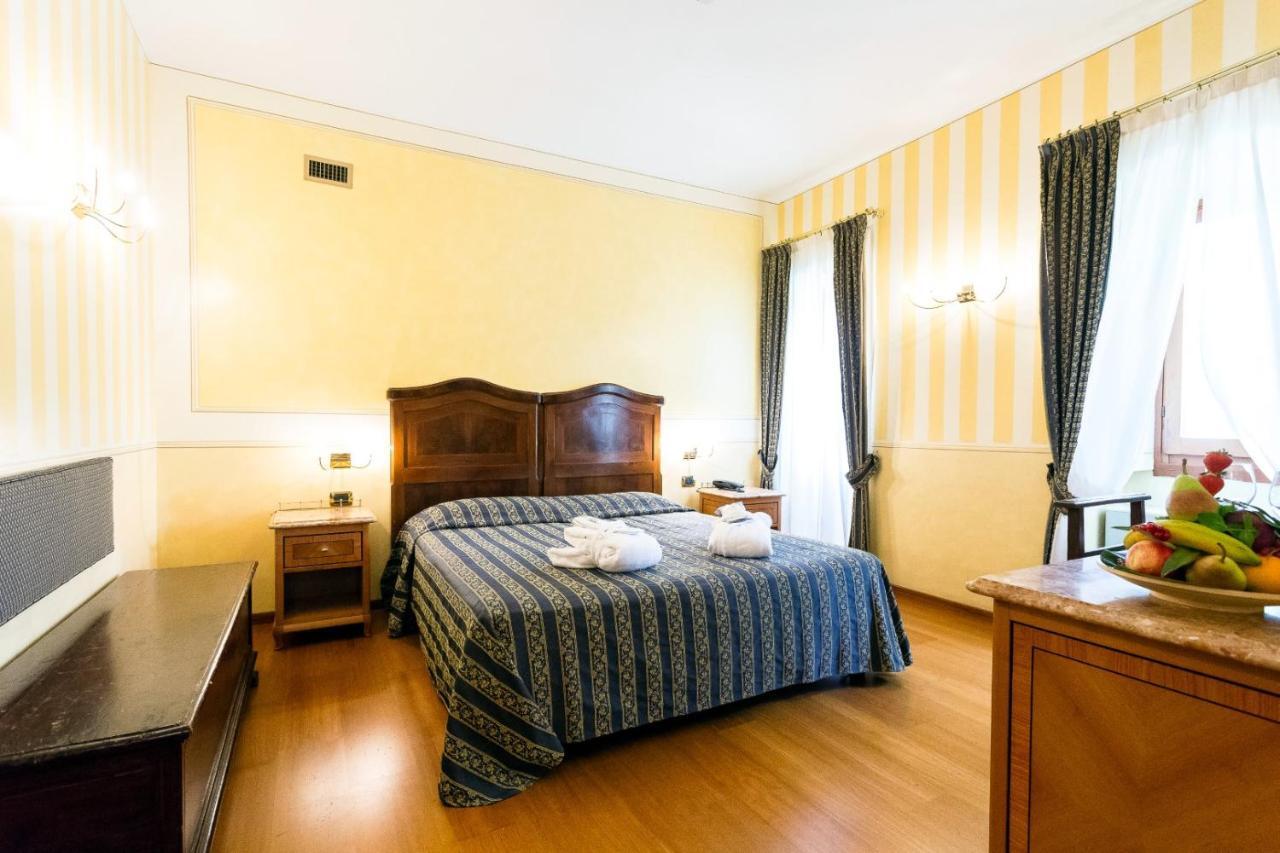 Hotel Porta Del Sole Soiano Del Lago Eksteriør bilde